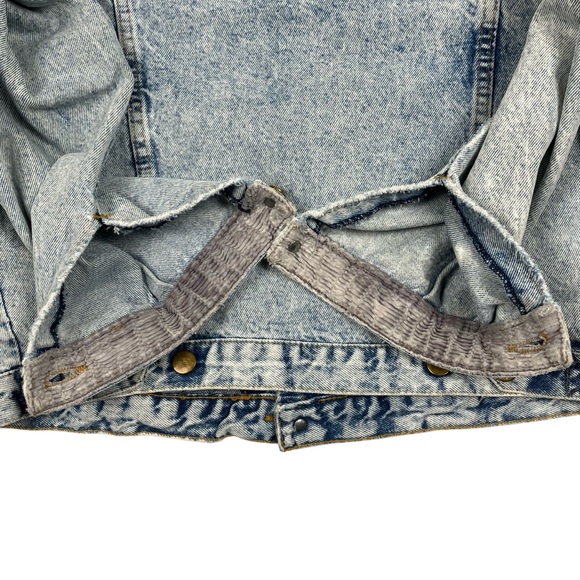 Vintage 90s French Navy Distressed Acid Wash Denim Jean Trucker Jacket - Picture 10 of 16